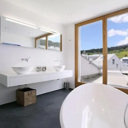 Modern Levo * Flims
