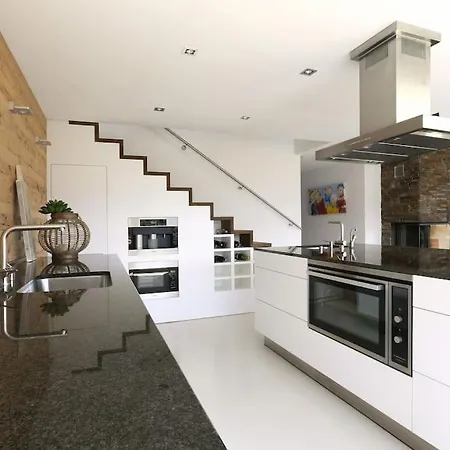 Modern Levo *